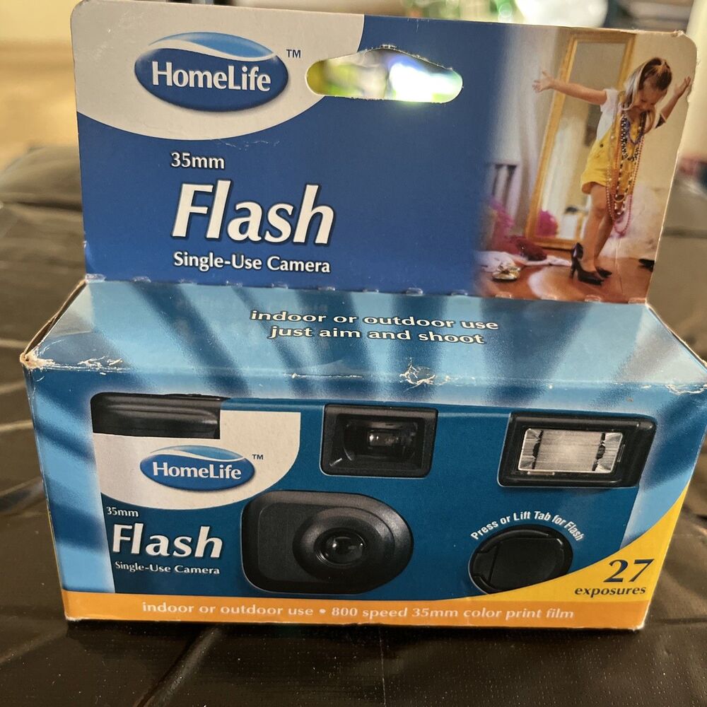 HomeLife Flash Single-Use Camera Indoor or Outdoor Use 27 Exposures 35mm Color